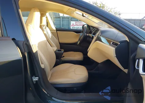 2014 Tesla Model S P85 из США, поврежденный, VIN 5YJSA1H17EFP32496